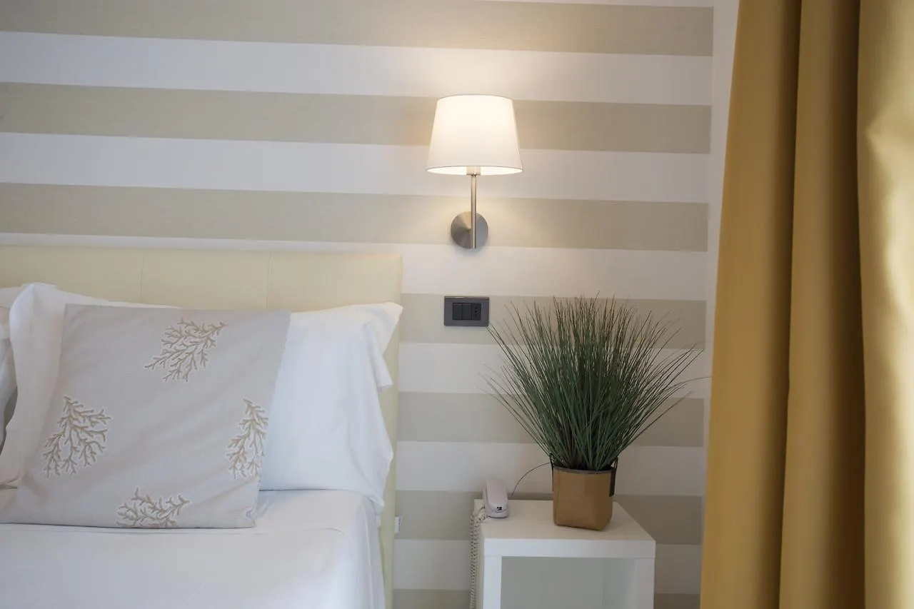 ***  Hotel De Londres Riccione Italy